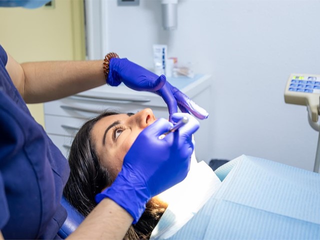 Diferencias entre un odontólogo y un dentista